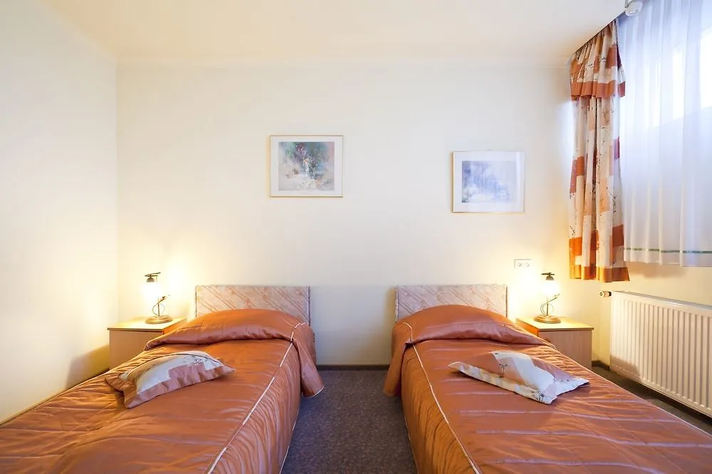 Hotel Belwederski Varsó